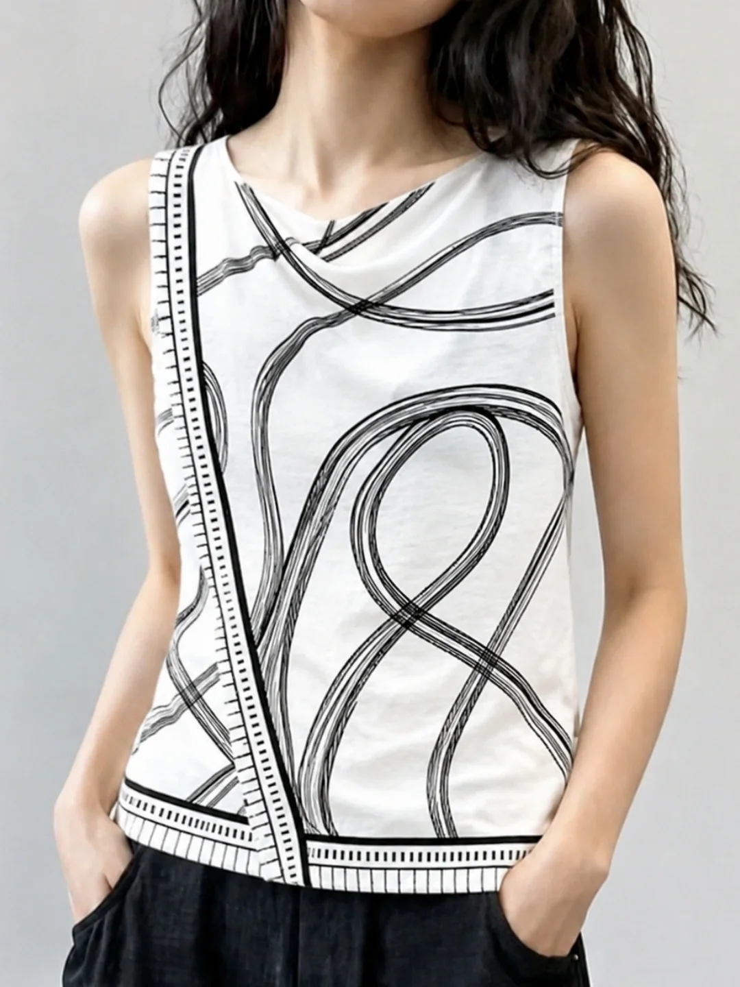 

Elegant round Neck Sleeveless Vest Design Summer Fashion Layering Top Women's Premium Quality Print Loose Fit Summer 2026