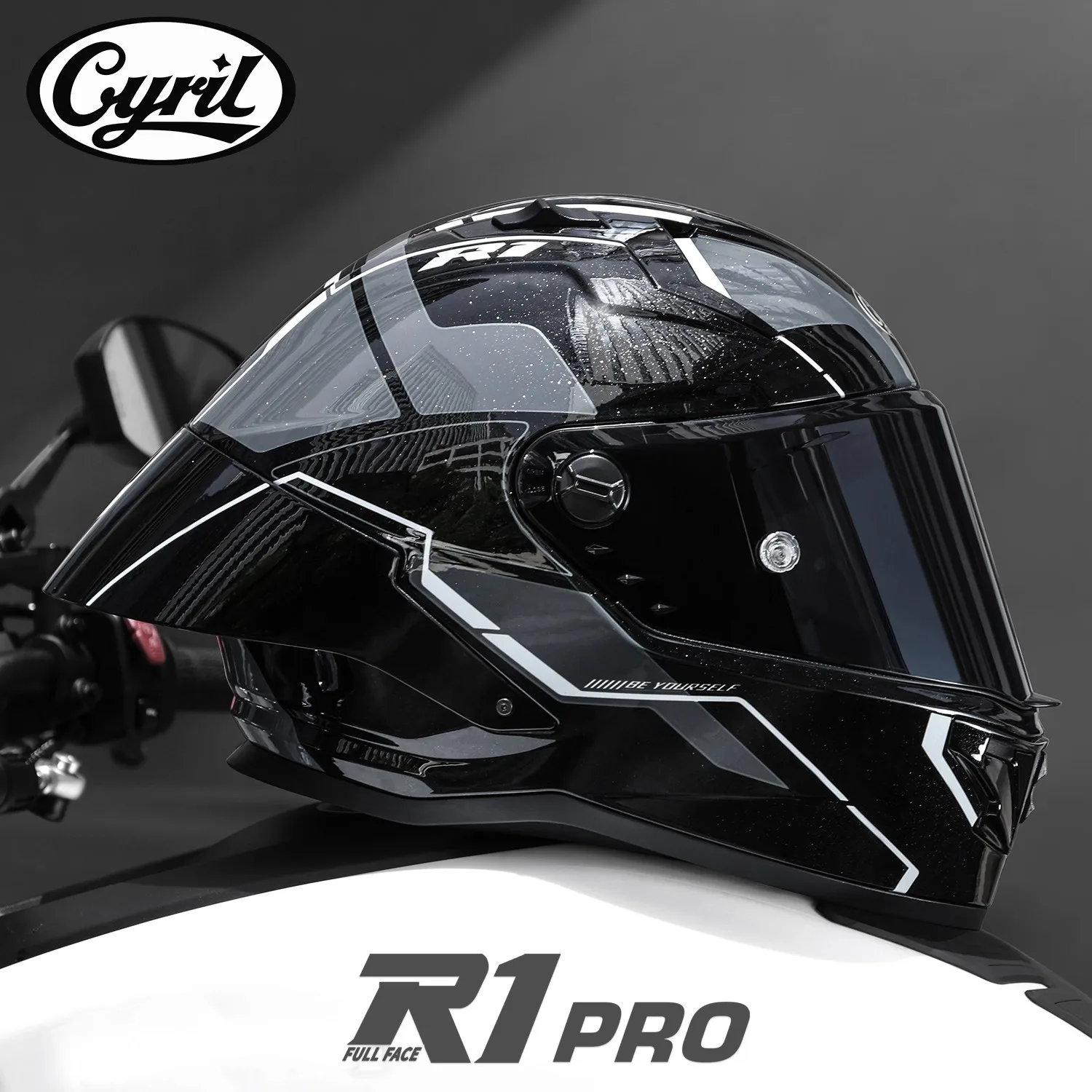 Cyril R1 フルフェース　ヘルメット S0746851048b8402597807b2b00b2b