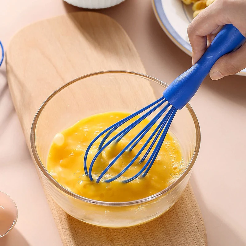 Manual Egg Beater Durable Handheld Silicone Whipped Cream Foam Mixing Whisking Egg beater Portable Egg Beaters Kitchen Tools