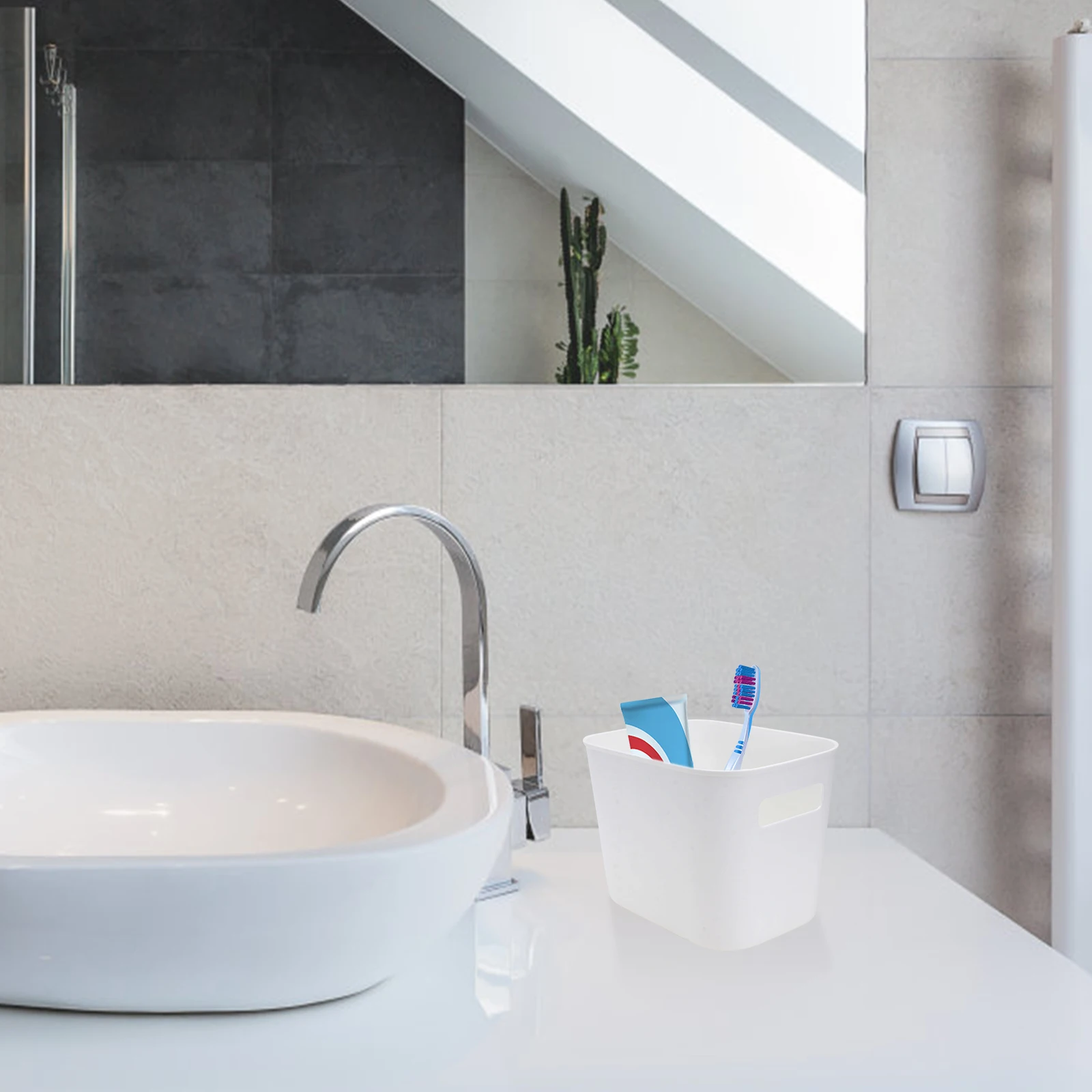 

Plastic Sundries Basket Large White Stable Wear-Resistant Organizer for Kitchen Bathroom Storage Container Desktop