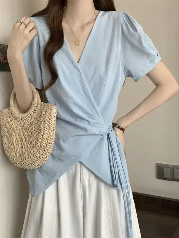 

Retro V-ne ort Sve Women's irt Slimming Waist Design Summer New Sle Versatile Top Korean Sle Loose Fit Basic Color