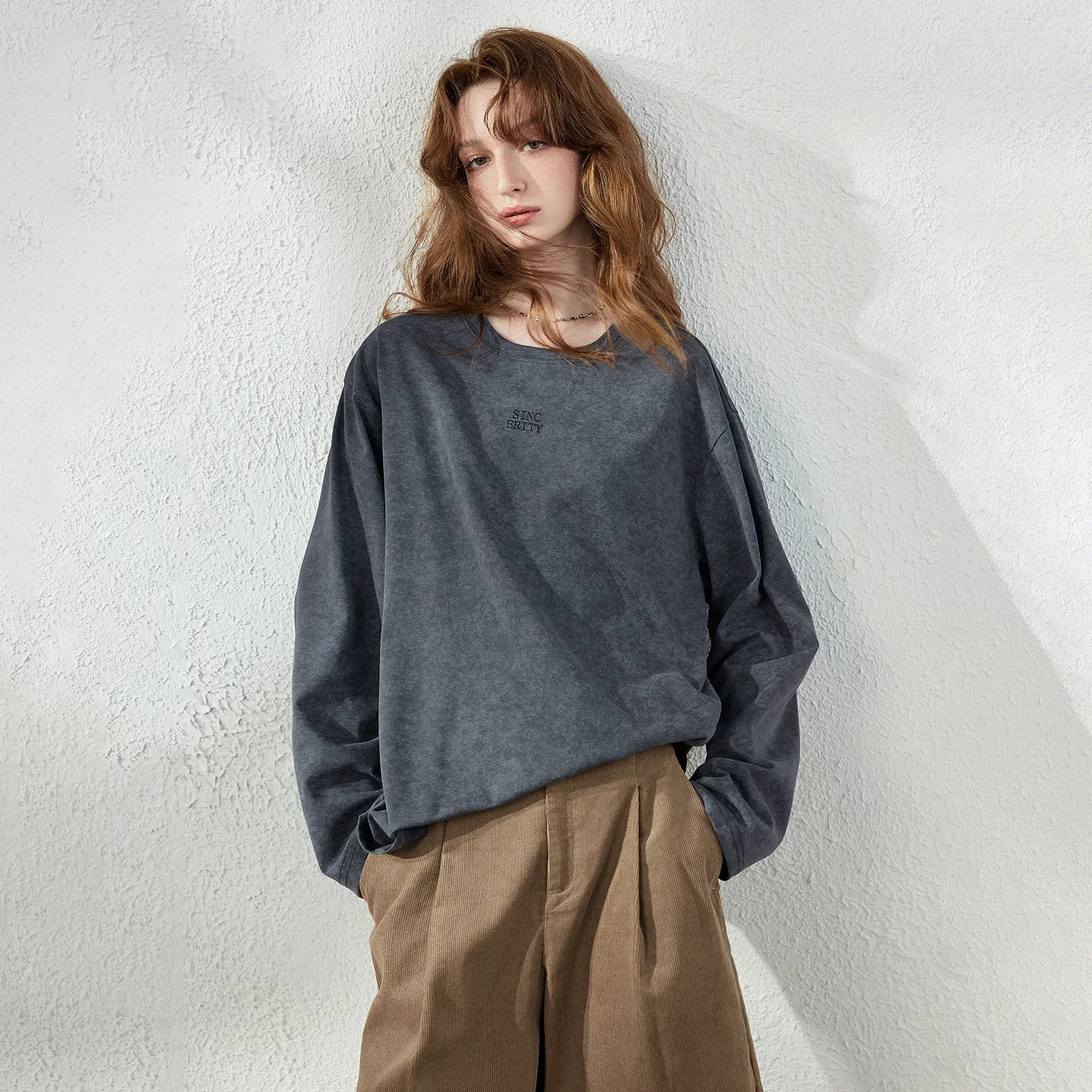 TOYOUTH Women T‑Shirt 2026 Autumn New Batik Cotton Long Sleeve Vintage Loose Letter Print Dark Grey Tops