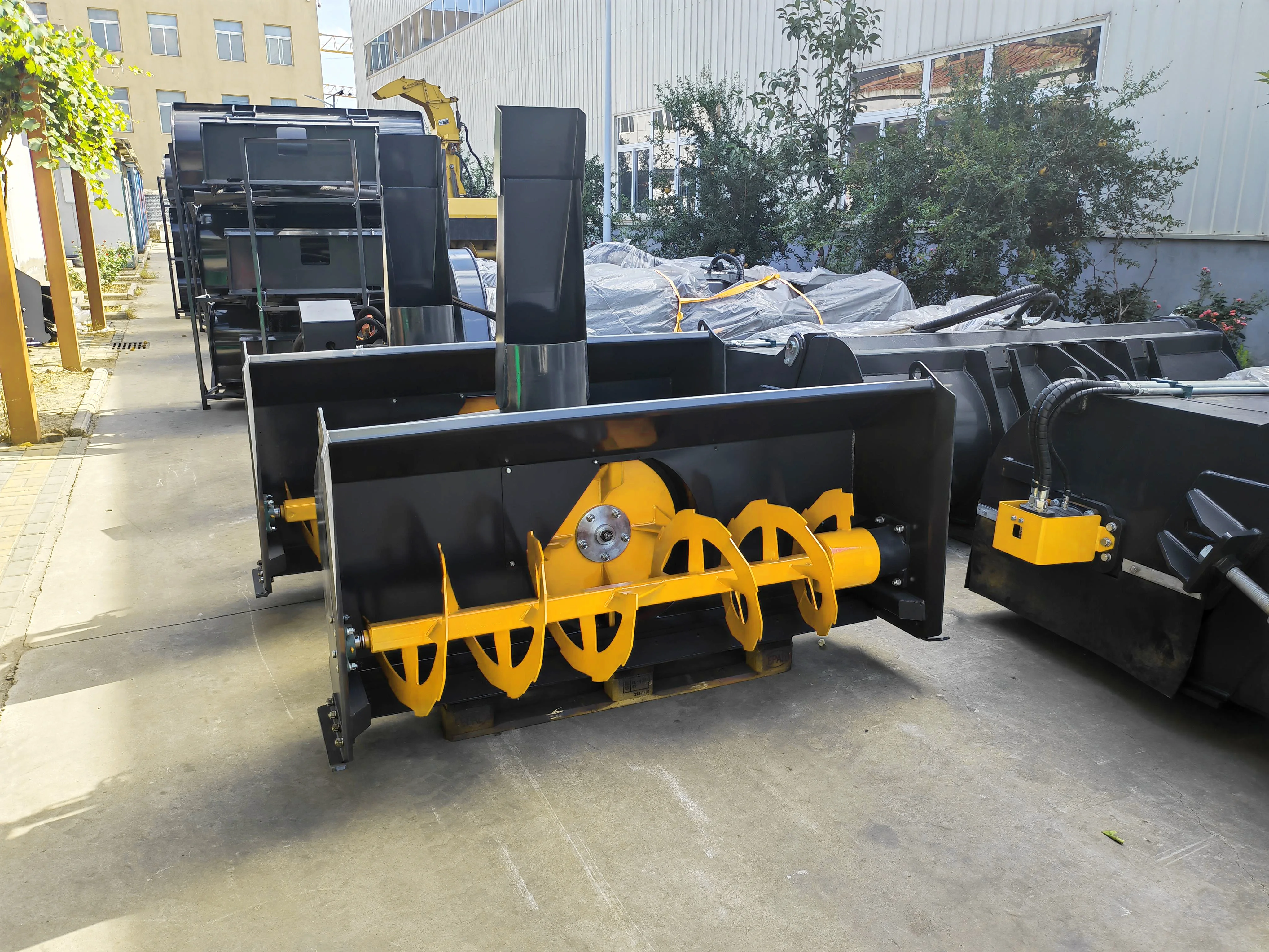 Durable Skid Steer Mounted Snow Blower for Compact Track Loaders and Skid Loaders