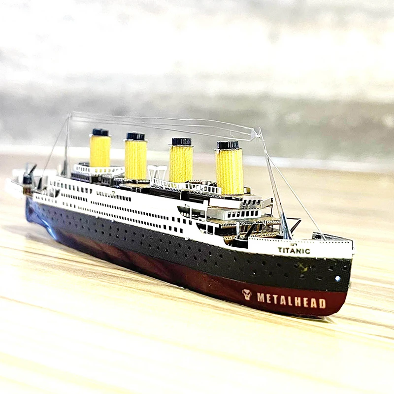 Color Titanic Puzzle DIY Cruise Ship Assembled Model Kits Children Educational Toys