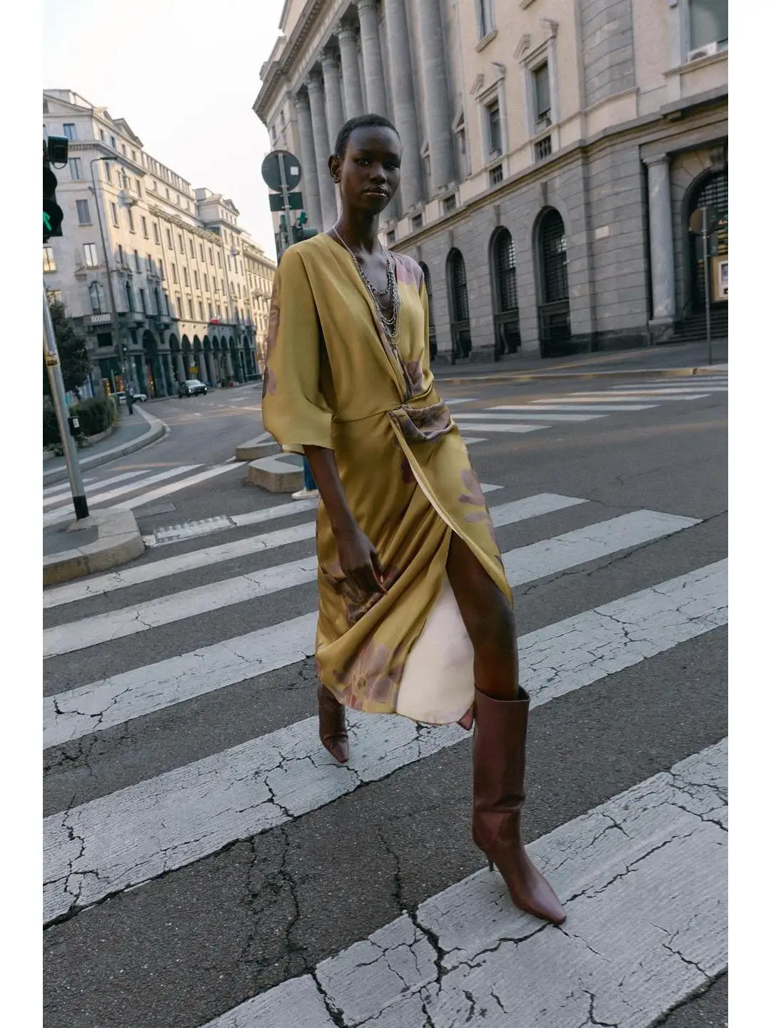 Silk Satin Texture V-ne Midi Dr Early Autumn Front Split Skirt Double Lapel Dr for Young Women Travel Suitable