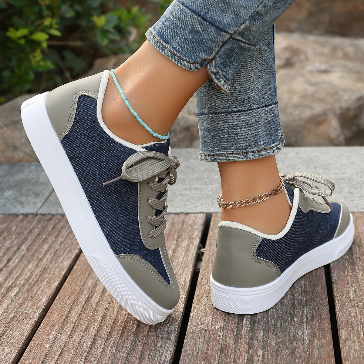 Casual Sports Outdoor Women's Shoes 2024 Spring and Autumn Breathable Large Size 36-43 Women's Single Shoes Flat Lace Up Shoes