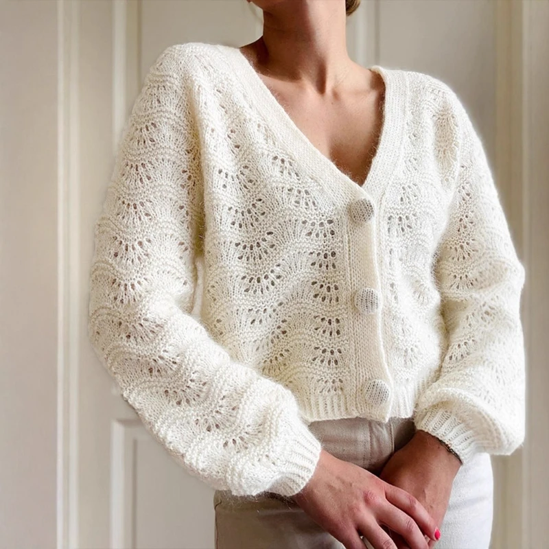 

2025 Autumn and Winter Fashion Hollow Elegant V-neck Long-sleeved Single-breasted Women's Knitted Cardigan