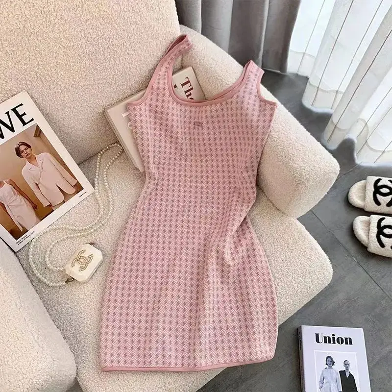 特大の女性服スリムセクシーなドレス夏ファッショナブルな印刷タンクトップドレス夏のトレンドトレンドボディコンミディドレス