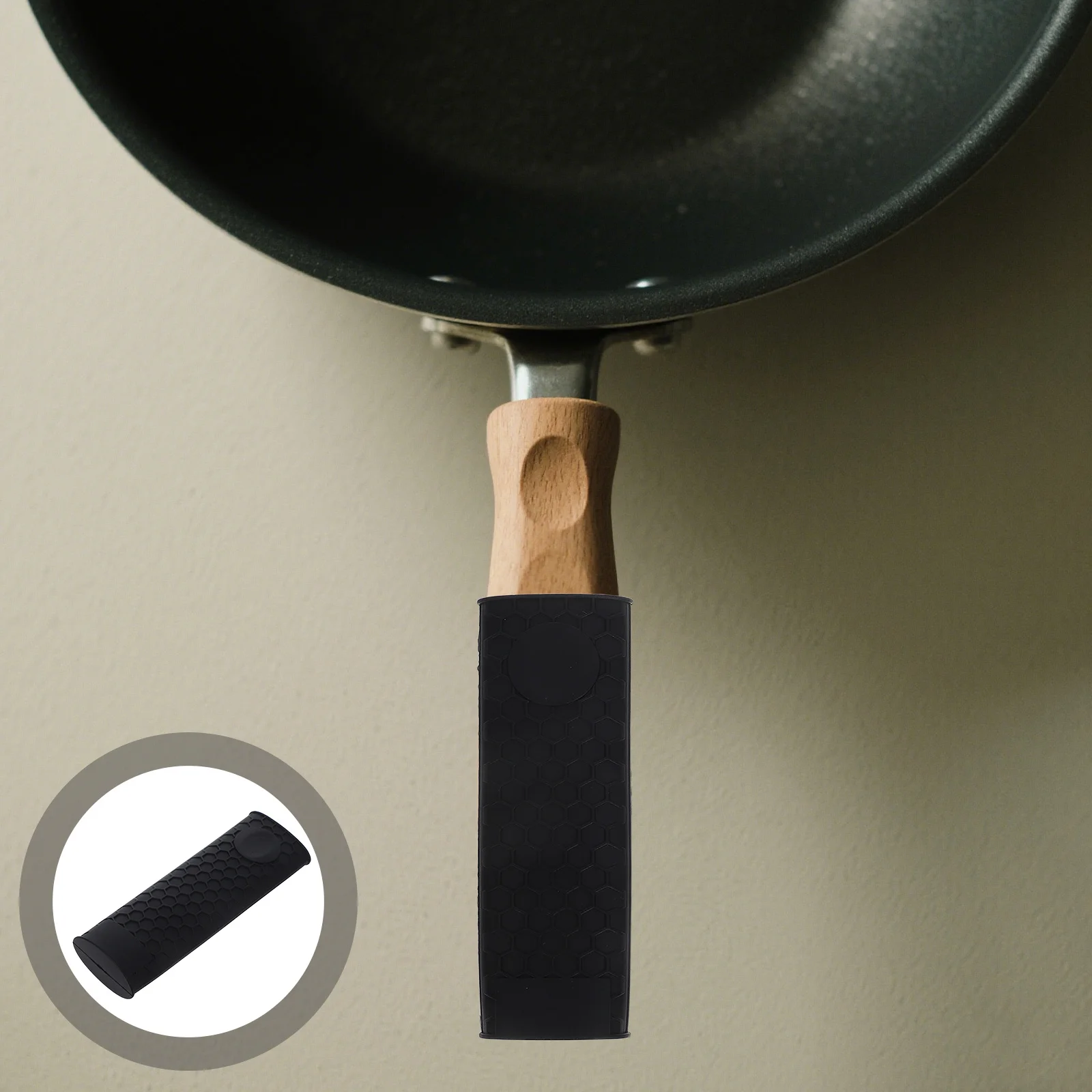 

4Pcs Silicone Pot Handle Holder Heat Resistant Non-Slip Pan Handle Sleeve Black Kitchen Protective Grip Cover for Hot Cookware