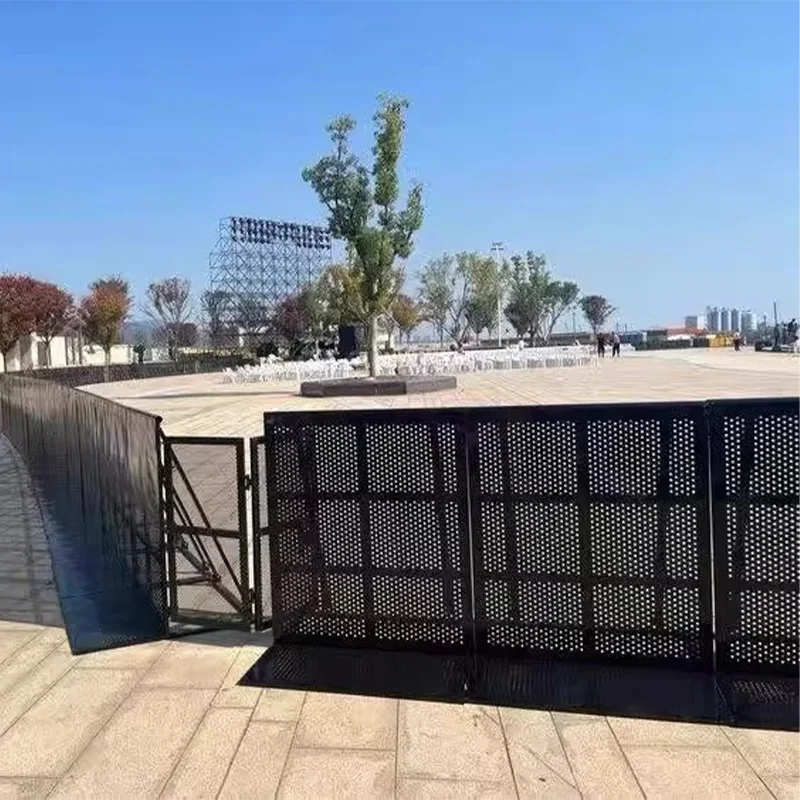 【Wholesale Price】CE ISO Factory Sale Concert Quick Setup Anti-Rust Control Barricade Fence Steel Powder Coated 3D Modeling Contr