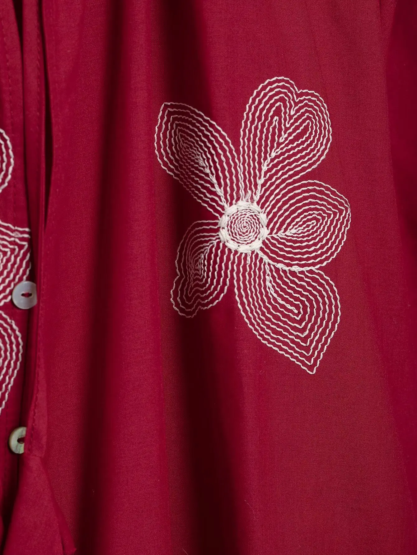ETJ 2025 Camicia casual girocollo con lacci ricamati floreali a contrasto di nuova moda primaverile