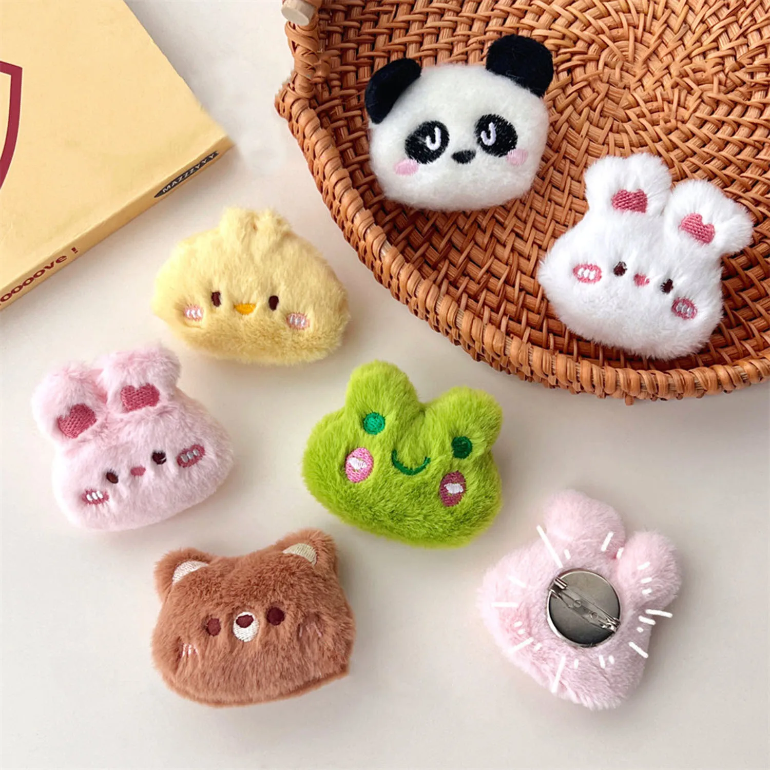 Cartoon DIY Clothes Badge Pins Backpacks Pendant Decoration Accessories Cute Plush Bear Brooch For Girl Fashion Cloth Jewelry