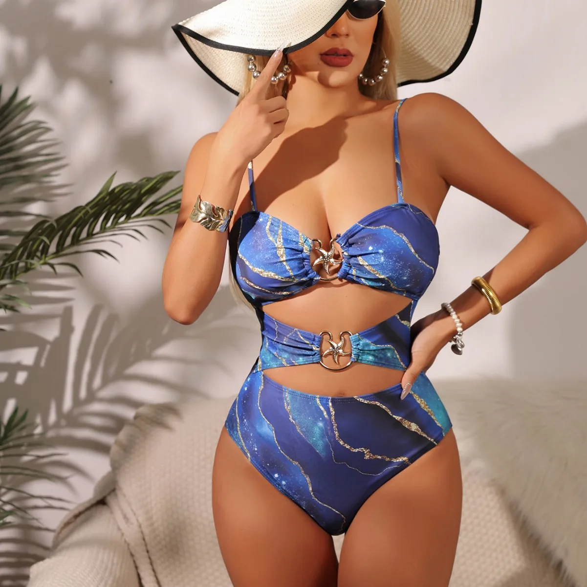 

2025 Новый синий купальник с принтом, цельный купальник, женский сексуальный купальник с вырезами, купальный костюм, женский бандо, пляжная одежда