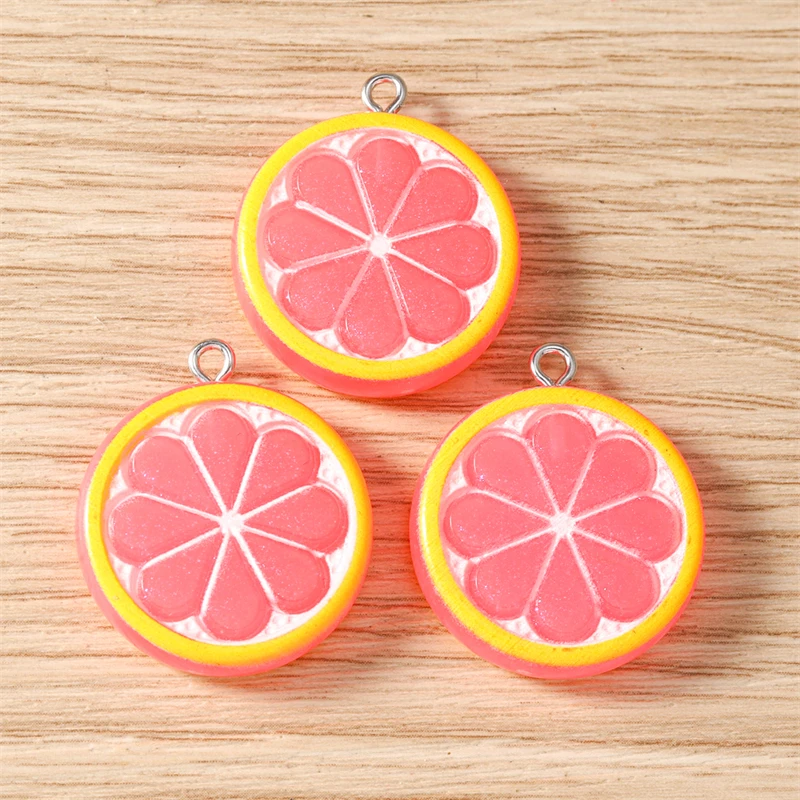 10 Stück 24x28mm Niedliche Frucht-Anhänger aus Harz, Orangenscheiben-Anhänger für die Herstellung von Halsketten, Ohrringen, DIY-Bastelarbeiten, Schmuckzubehör – Detail 8