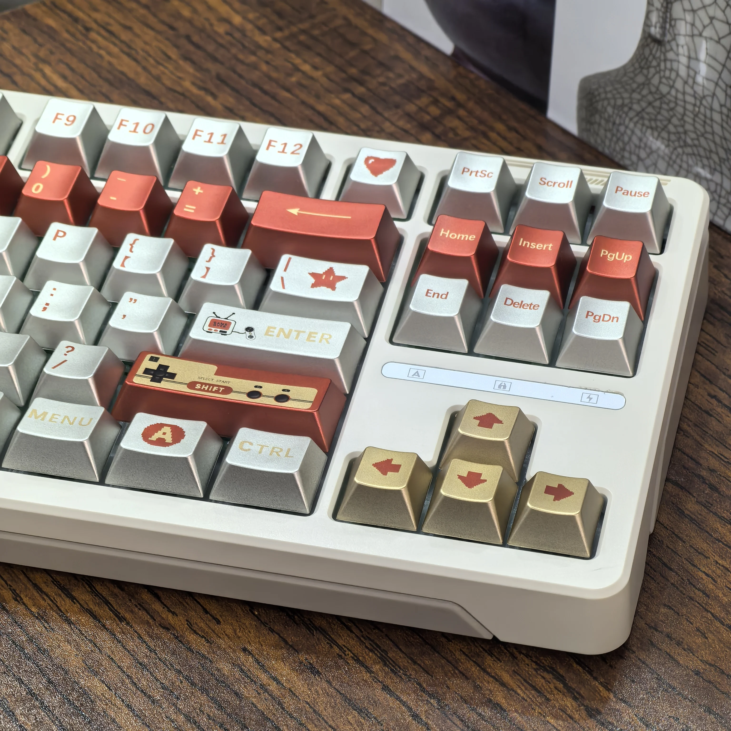 Imitation Metal Texture Keycap Retro Red White Machine Metal Silver Pearl Game Console Keycap Cherry PBT 115 Keys For Aula F75