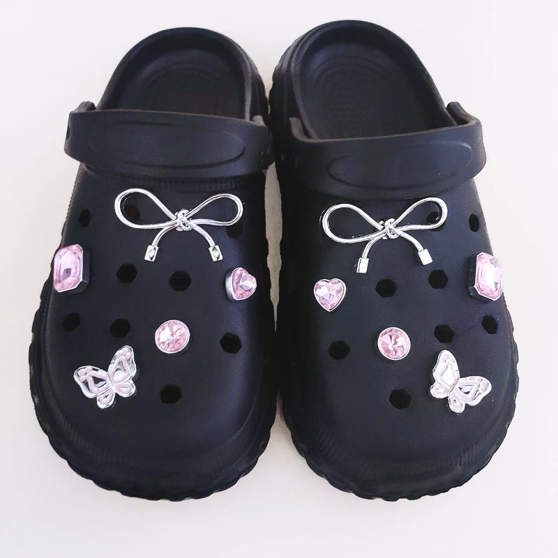 Urocze, uniwersalne ozdoby do butów w stylu kreskówkowym, klamry do butów, sandały, dekoracje do butów, odpinane kwiatki do butów.