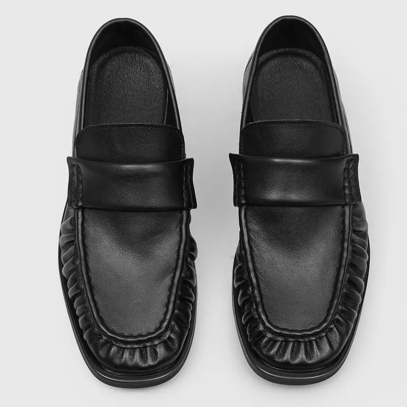 

High Quality Men Business Loafers with Vintage Style Pleated Breathable Anti Slip Features Perfect for Lazy People