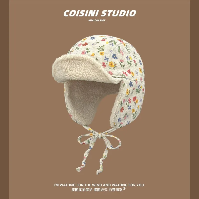 Gorros de aviador vintage con estampado floral pequeño, protección para las orejas, forro de lana sherpa, lazo, gorro tipo trapper, gorro de invierno con estética dulce para niñas.