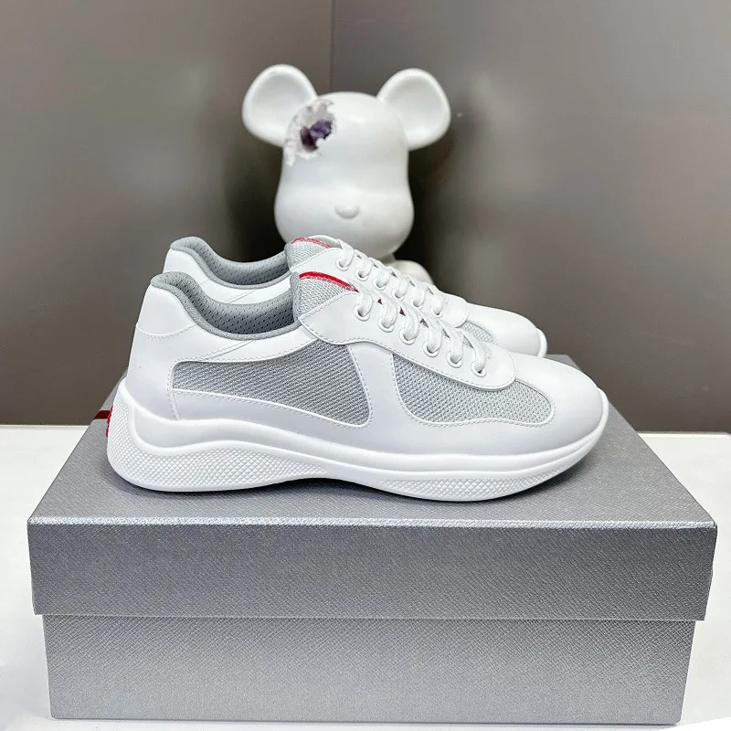 

New stylish, casual and comfortable flat-soled sports shoes, unisex, with a high-end luxury design style plus-size