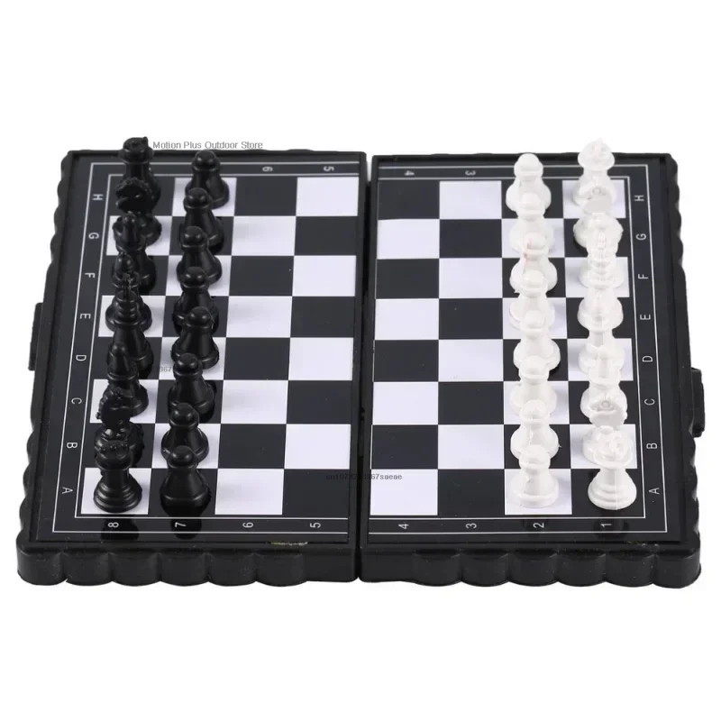 Mini Magnetic Chess Set Folding Magnetic Plastic Chessboard Board Game Portable Kid Toy Portable Outdoor Chess Games