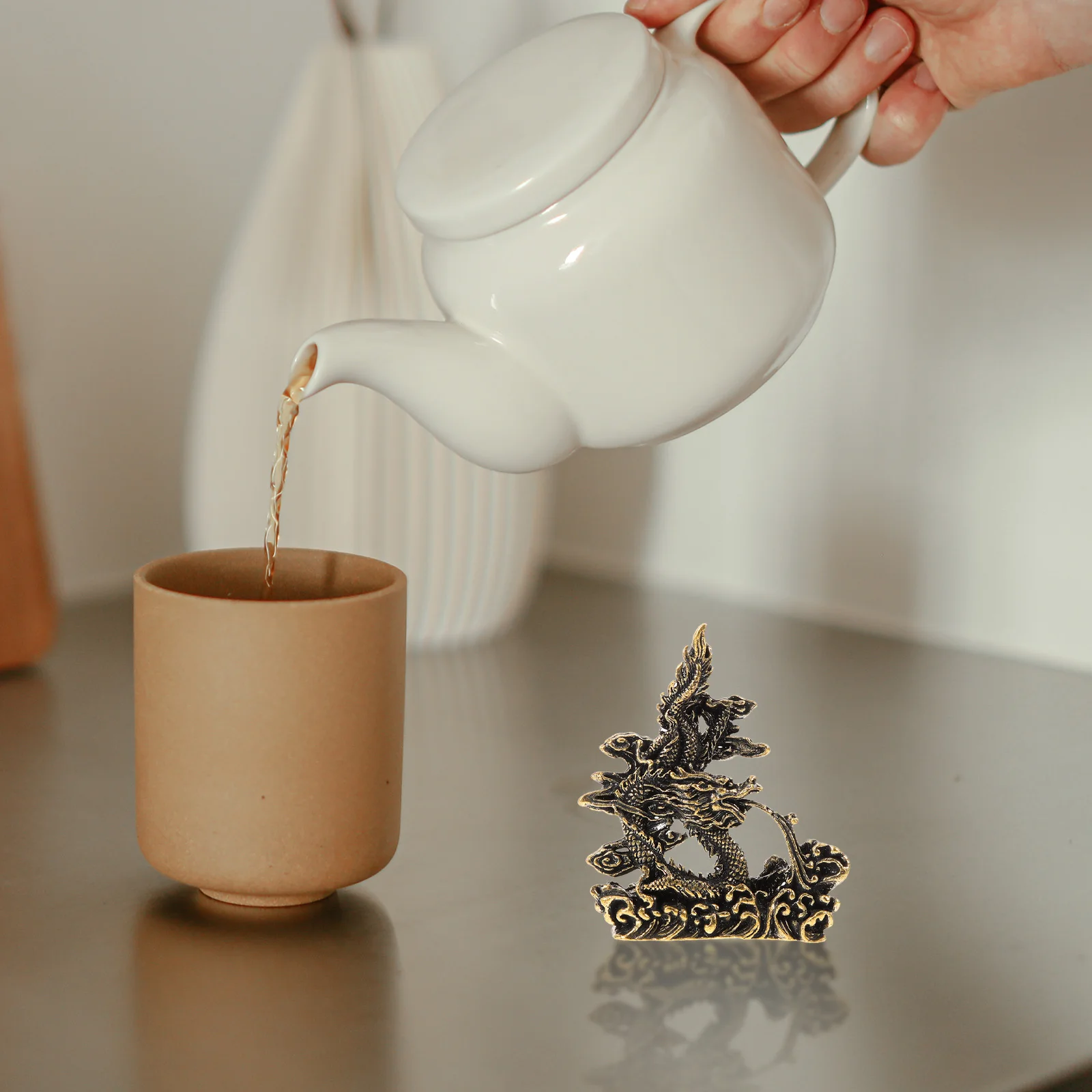 

1pcs Decoration Vintage Metal Small Vintage Decor Dragon For Home Office Small Dragon Desktop Decor Ornament