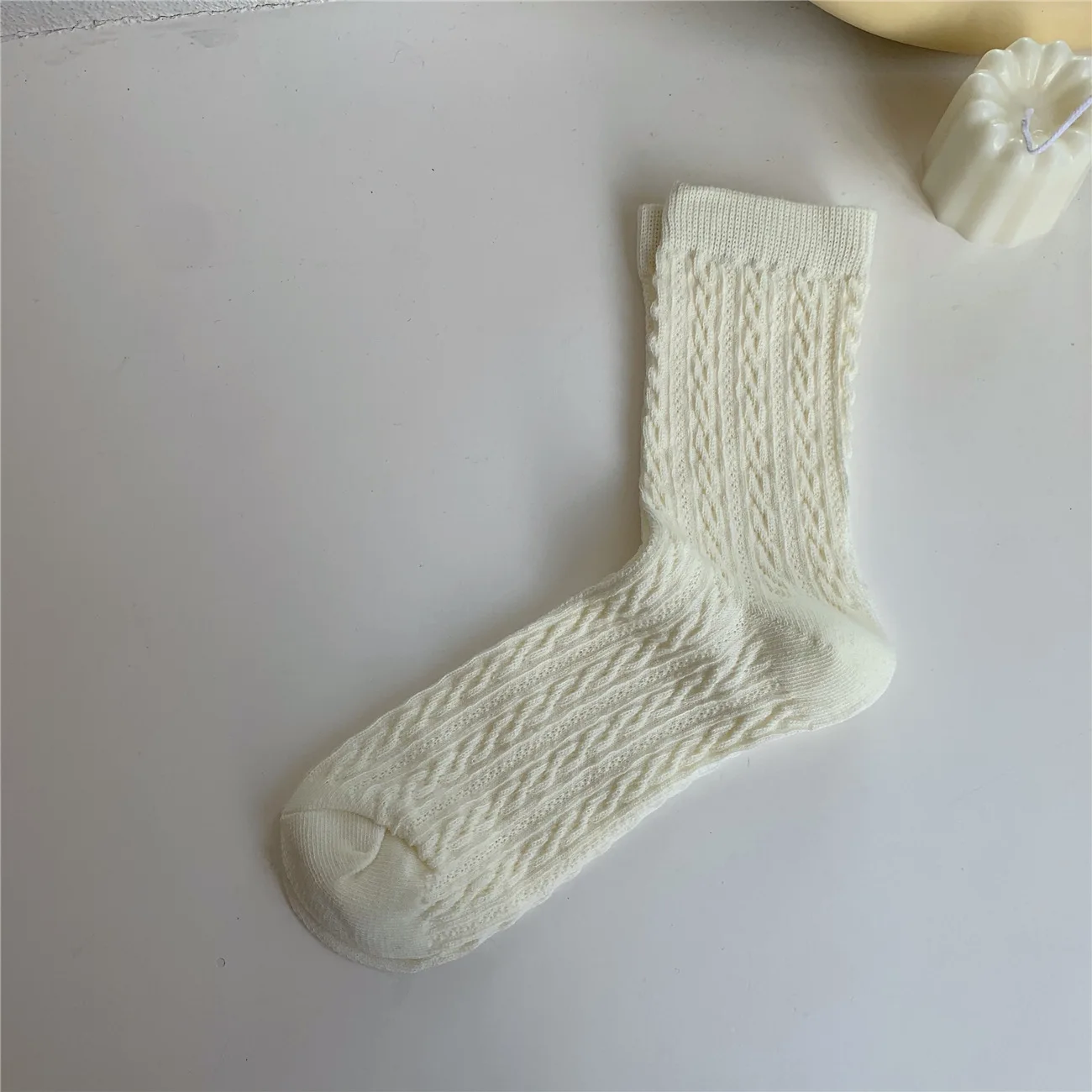 Temperament Solid Color Socks Women Spring Mid-calf Socks Simple Relief Stereo French Socks