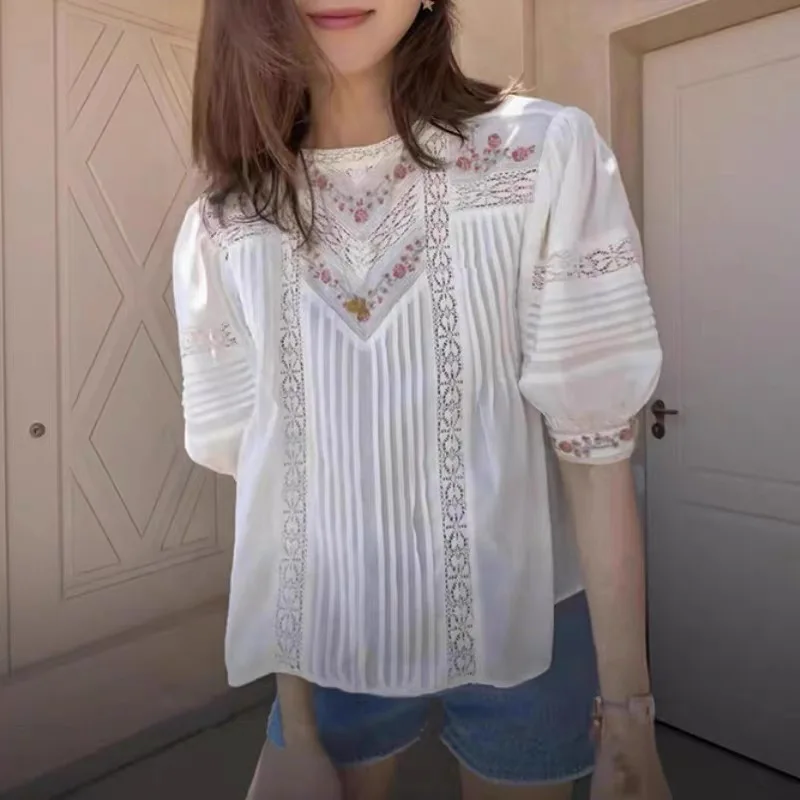 

Loose Women's Bubble Sleeve Shirt Dongda Gate Embroidered Lace Breathable Summer Casual Fashion round Neck Short Sleeve Top