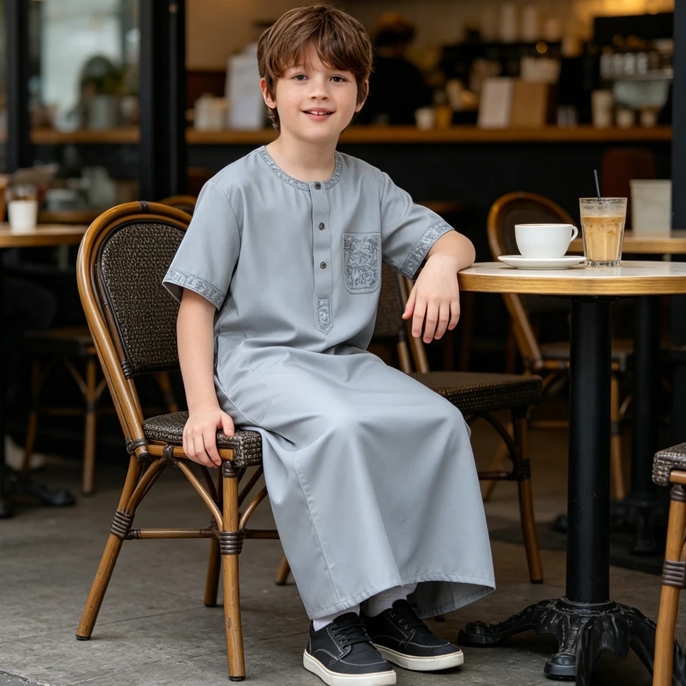 

Boys Jubbah Embroidery Muslim Dress Thobe Islam Traditional Clothing Robe Abaya Moroccan Kids Turkey Kaftan Djellaba Jalabiya