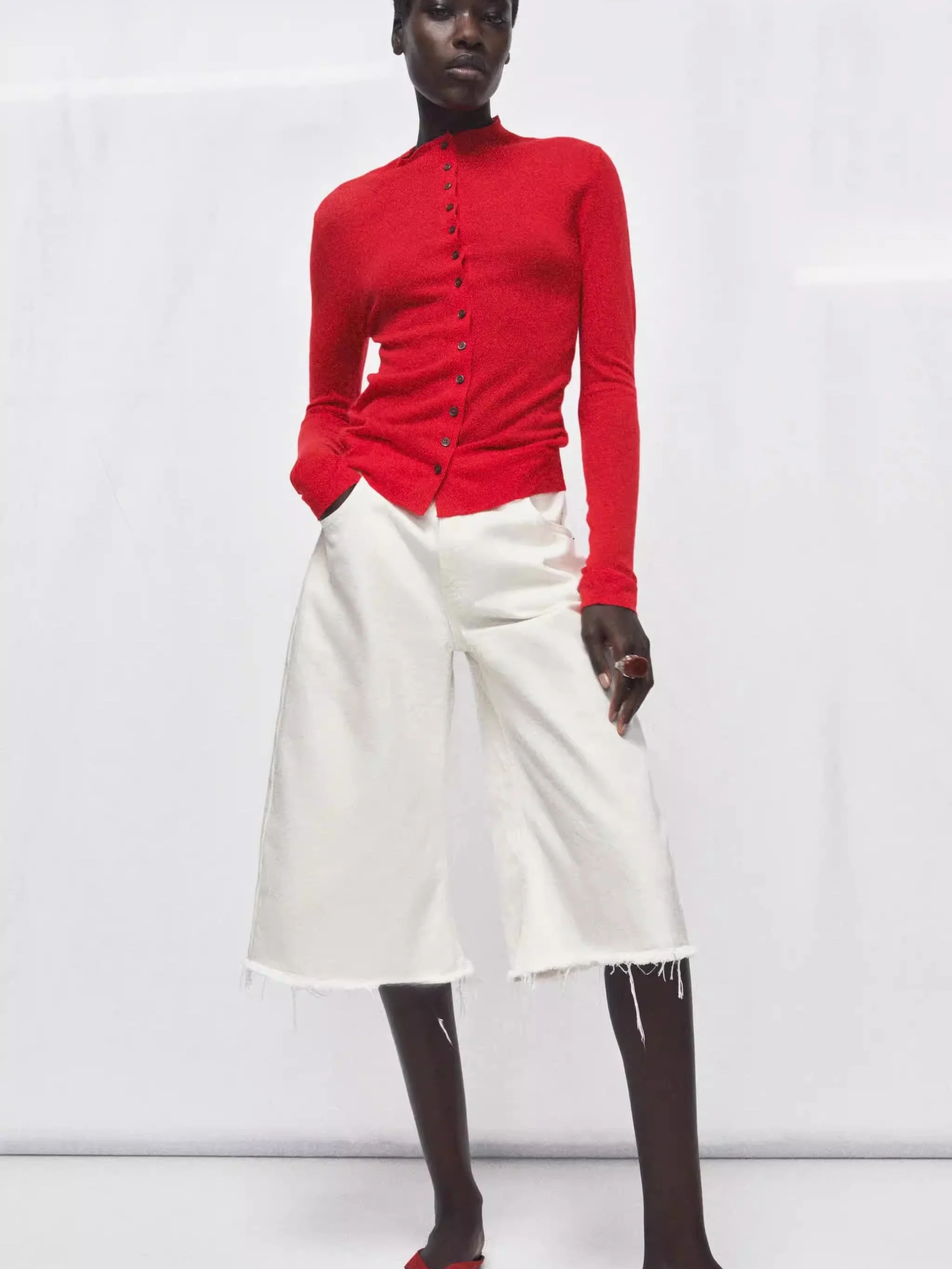 

Весенняя новинка: женский вязаный кардиган с высоким воротником, повседневный, простой фасон, длинный рукав, мягкий материал