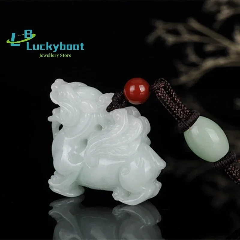 natural-a-cargo-burma-emerald-jade-pixiu-pendant-three-dimensional-pixiu-necklace-jade-pendant-men's-and-women's-fashion-jewelry