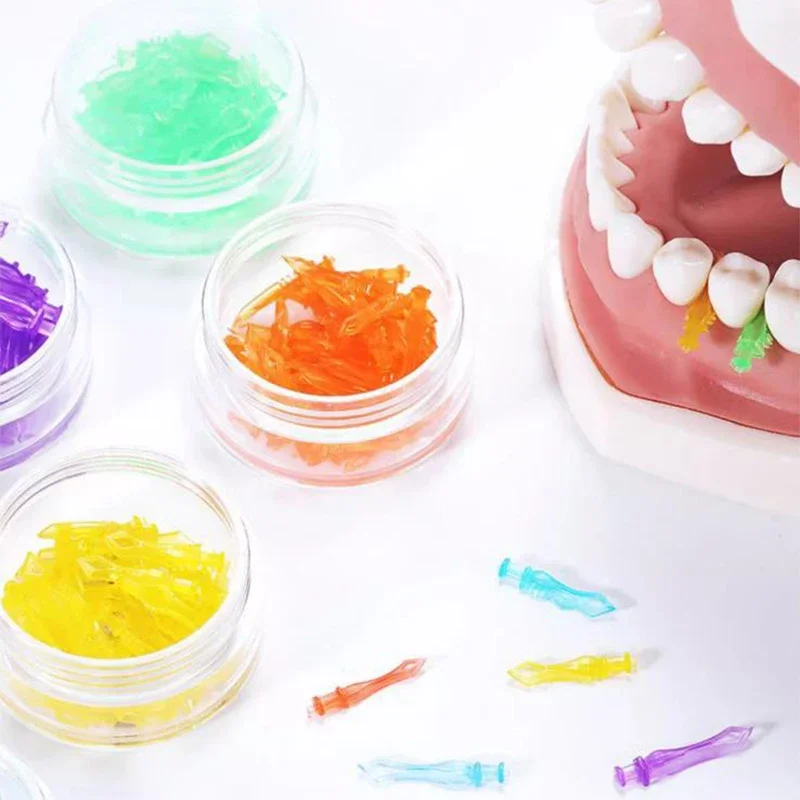 

40/210 Pcs Dental Disposable Plastic Wedges Diamond Wedges Interdental Teeth Gap Wedge Matrix Adaptive Dentist Materials