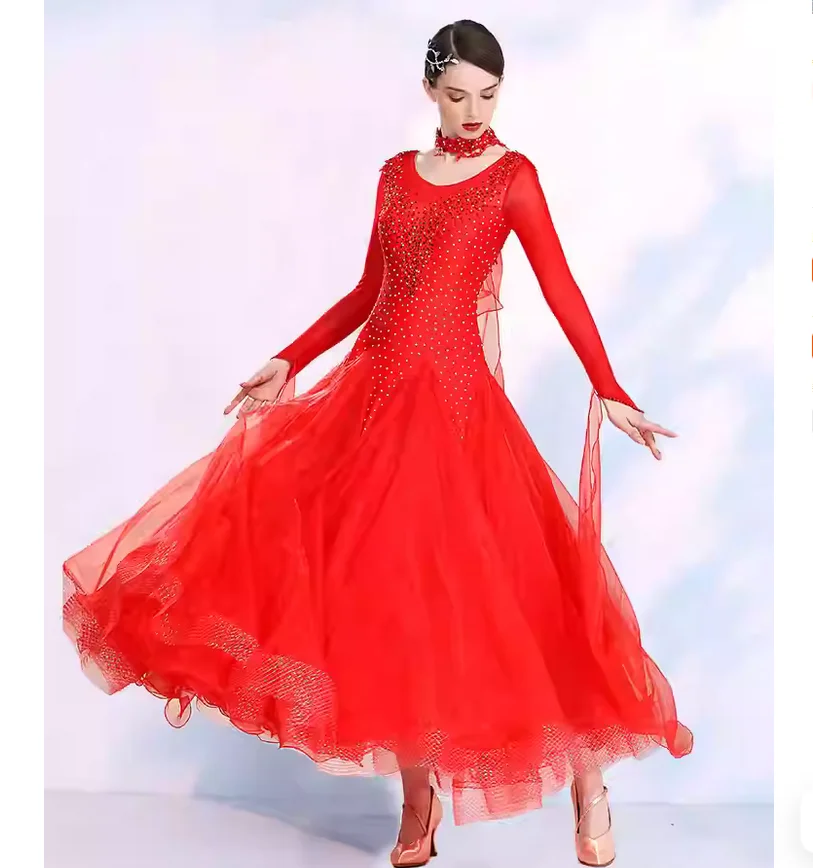 robe-de-performance-de-valse-standard-nationale-ornee-de-diamants