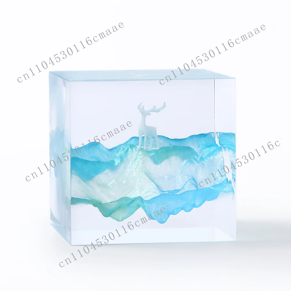 

Elk Cube Resin Craft Ornament Tabletop Ornament Square Night Light Souvenir