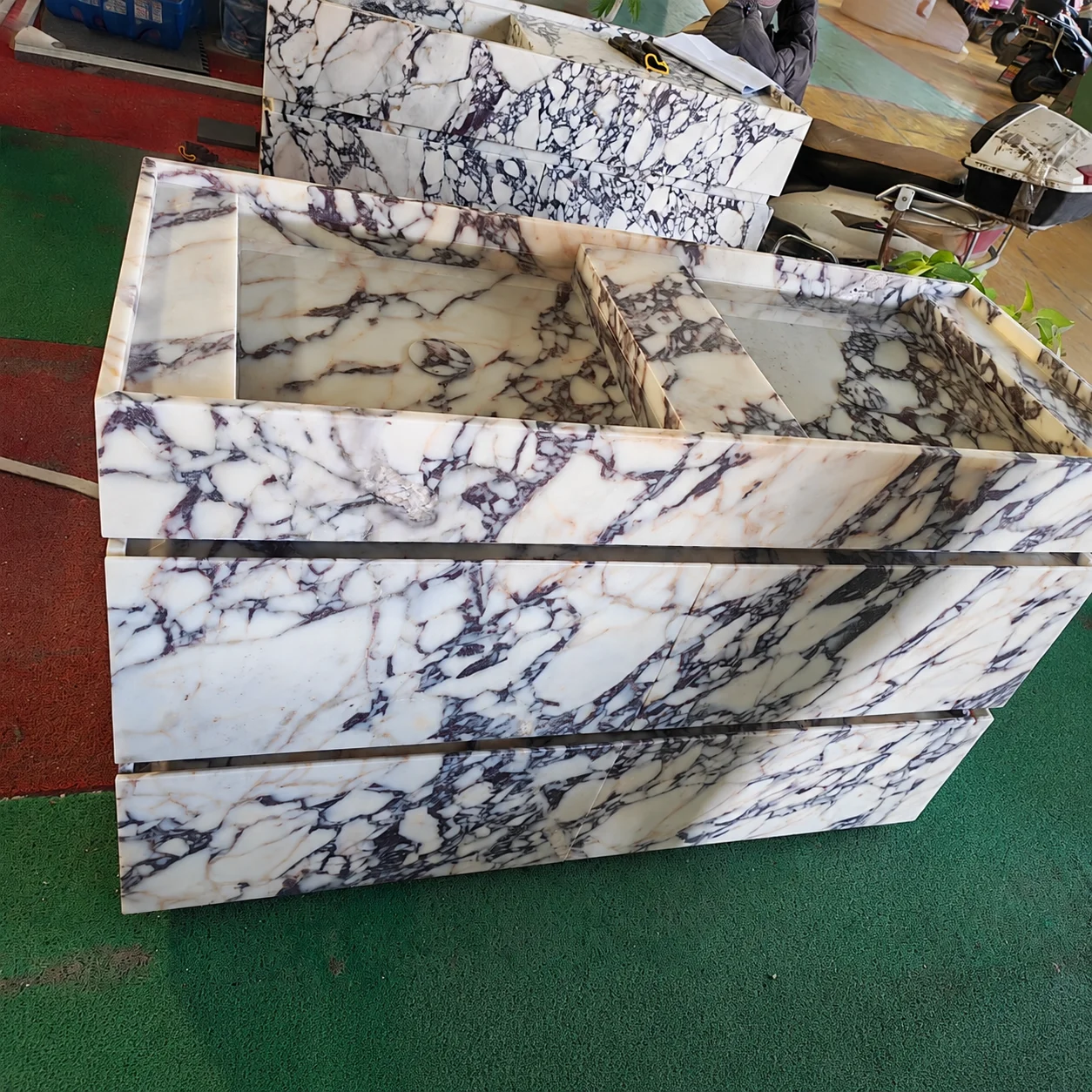 #￥Calacatta Viola Marble Bathroom Vanities Double Sink 72 Inch Luxury Bathroom Stone Vanity Sink for Star-Rated Hotel Project
