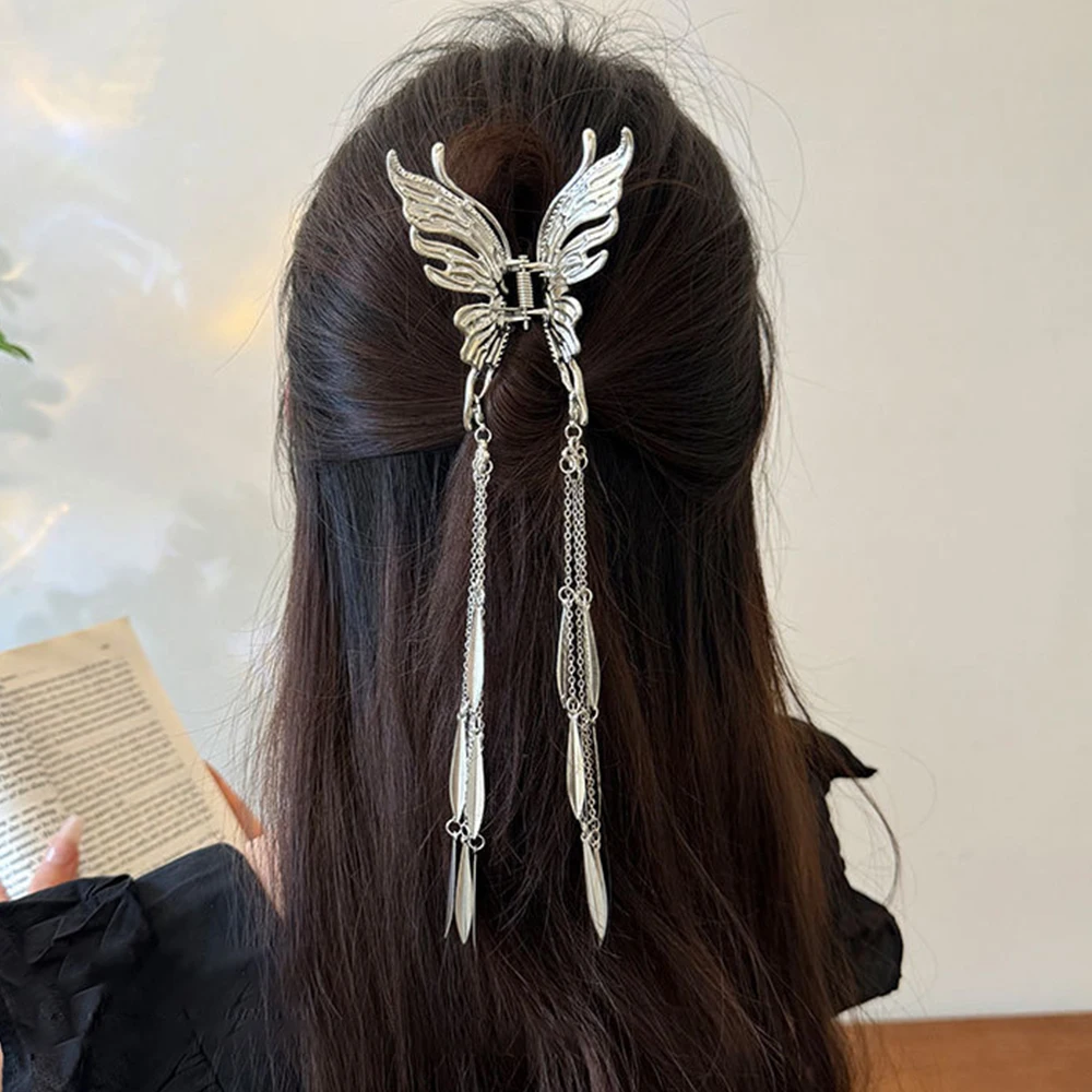 Trendy Butterfly Tassel Hair Claw Clamp Alloy Pearl Hair Clip Women Korean Fashion Hairpins Ponytail Hair Accessories Headwear