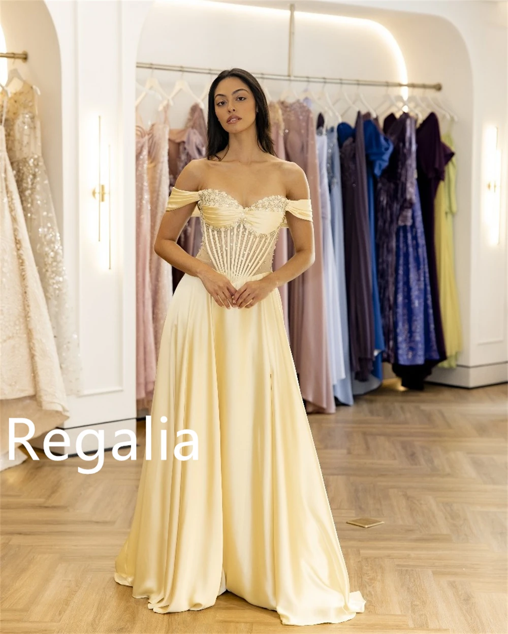 

Customized Mermaid Elegant Satin Celebrity Gowns Charming Off the Shoulder Evening Dress Exquisite Special Occasion Gowns