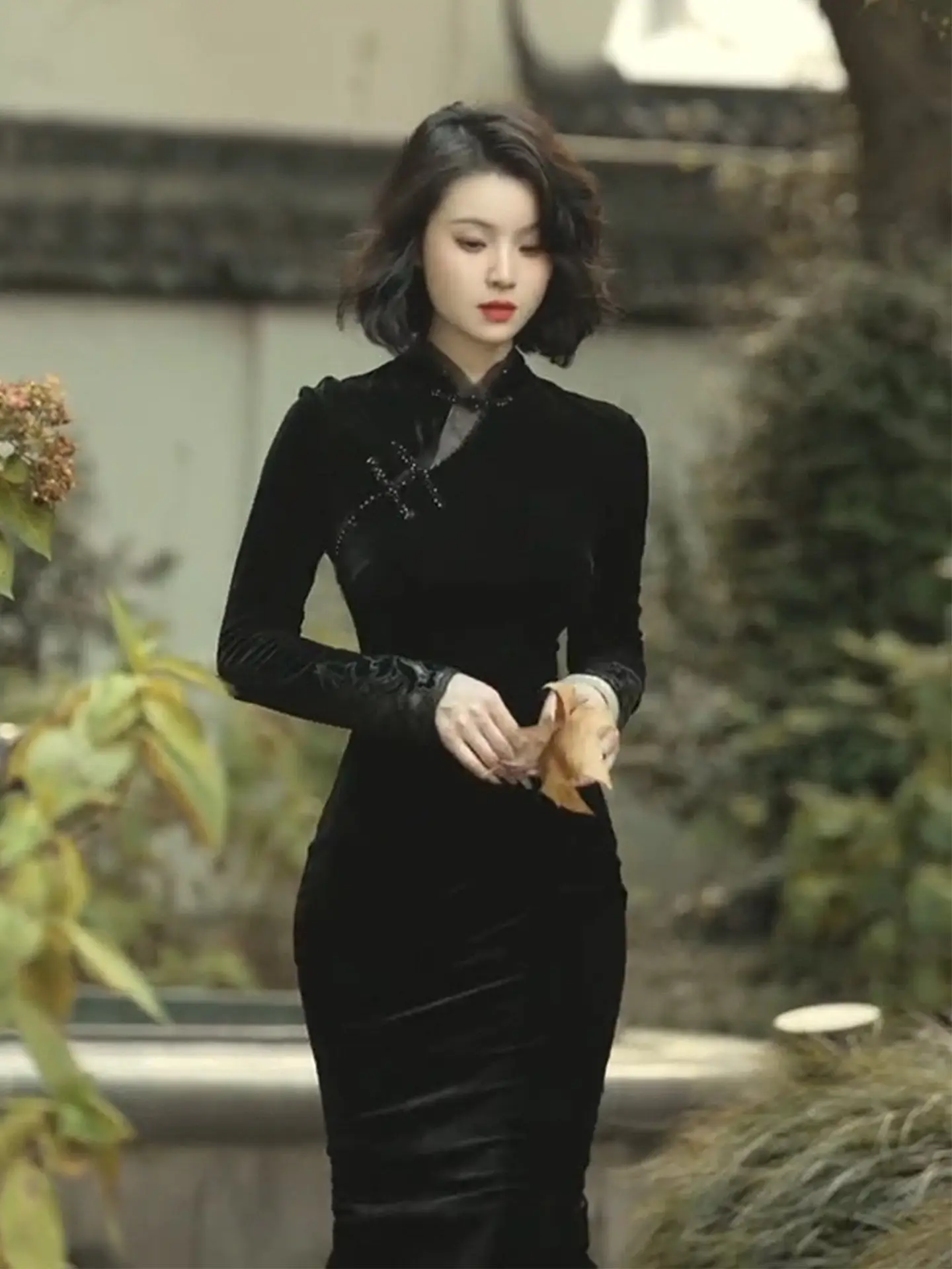 

Элегантное бархатное платье-ципао с пуговицами, улучшенное китайское платье для женщин, приталенный крой, длинный рукав