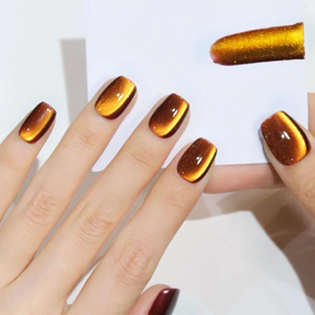 10ML 1PCS 2025 New Gold Nails Glass Bead Autumn and Winter Hot Selling Coffee Cat Eye Gel Nail Polish Christmas Nails