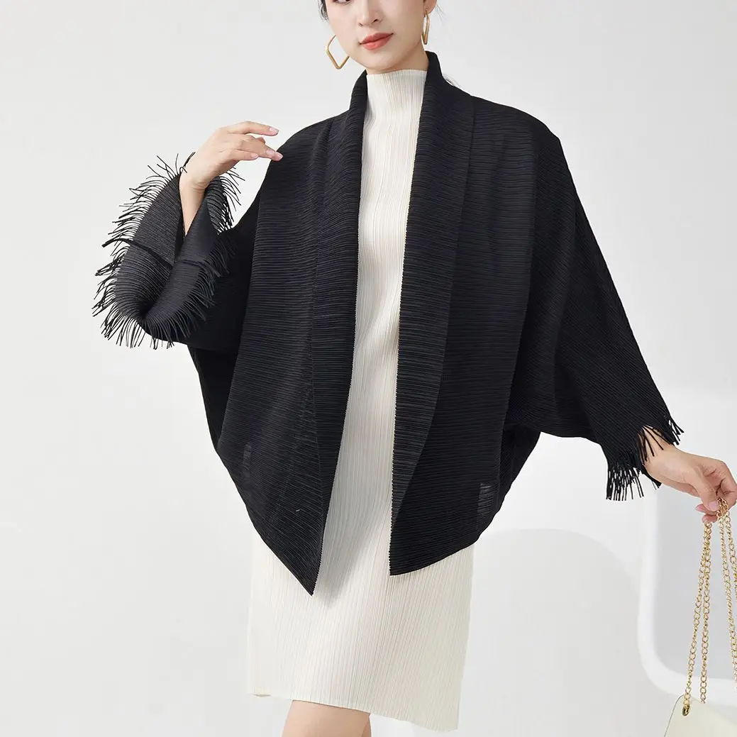 

Осенняя женская куртка: элегантный универсальный кардиган премиум-класса с бахромой, рукавами «летучая мышь» и плиссированным верхом, дизайн в стиле шаль