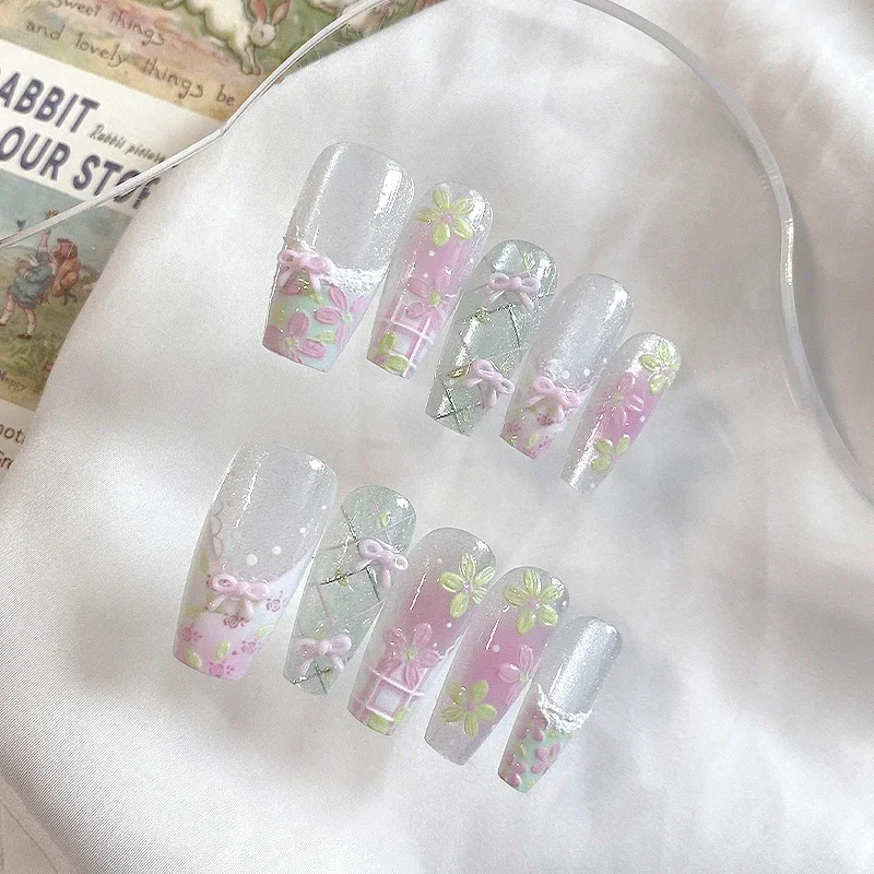 

10pcs pure handmade coffin shaped nail art, beautiful fake nails, fresh floral nail art, suitable for women to use
