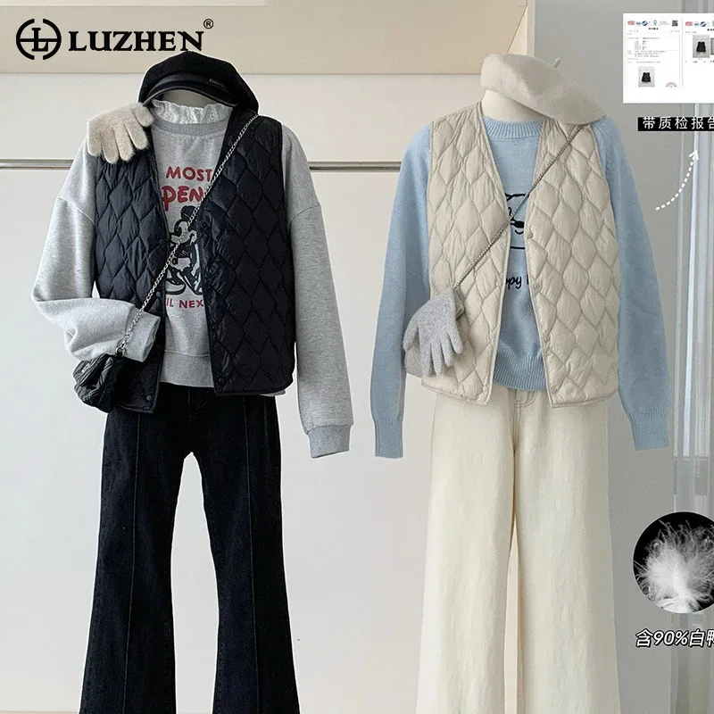 LUZHEN 2024 New Solid Color Plaid Embossed Design Sleeveless Down Jackets Fashion Elegant V Neck Women's Casual Waistcoat AA2732