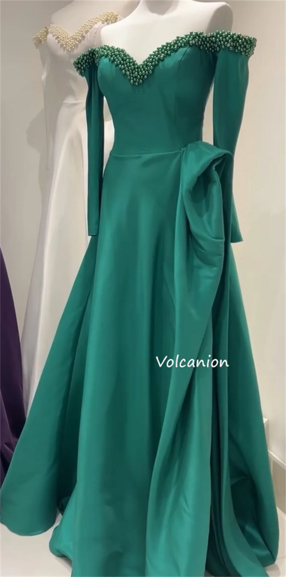 Robes longues personnalisées, plis assortis, paillettes, perles, ligne a, épaules dénudées, occasions sur mesure, élégantes, classiques