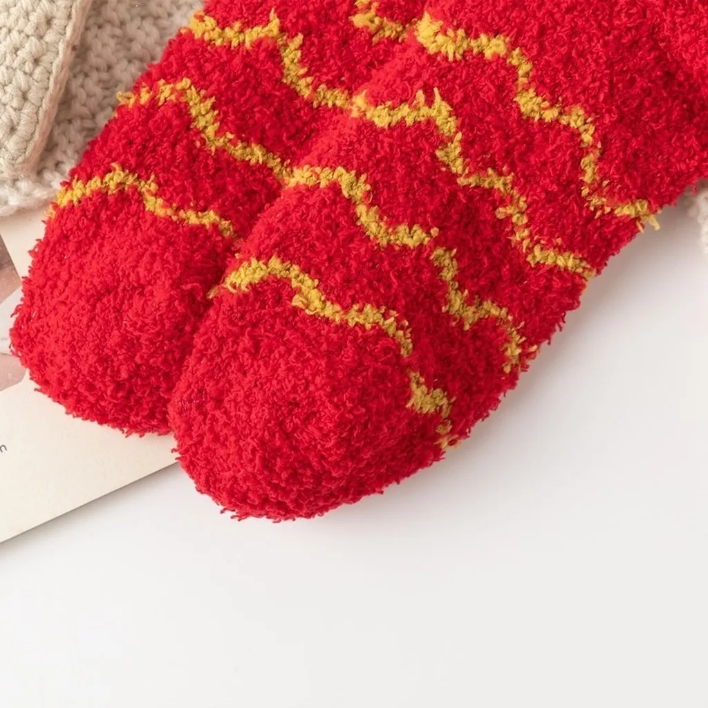 Coral Fleece Socks Fluffy Winter Sleep Socks Mid-Calf Home Socks Thickened For Cold Winter Christmas Outfit Matching Home Wear