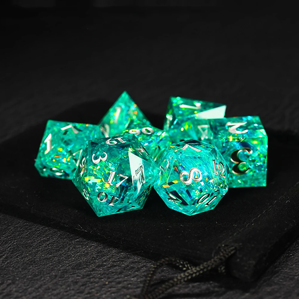 7Pcs/Set Green Ice Crystal Style Dice D&D COC Dice D4 D6 D8 D10 D% D12 D20 Table Games DND RPG Dice Set