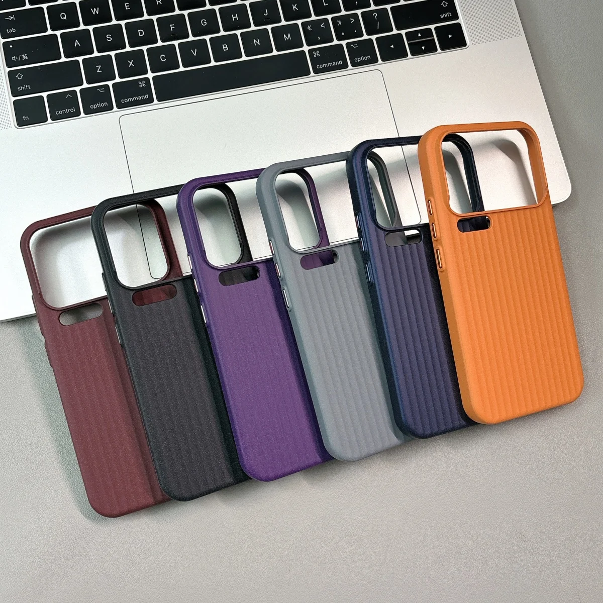 ビジネスロックサンド波形マット磁気ケース Xiaomi 17 - Photography Xiaomi 17 Ultra のレビューと価格