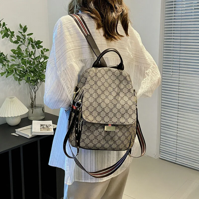 casual-commuter-women's-backpack-large-capacity-anti-theft-fashionable-multi-functional-shoulder-bag-soft-iron-hardware