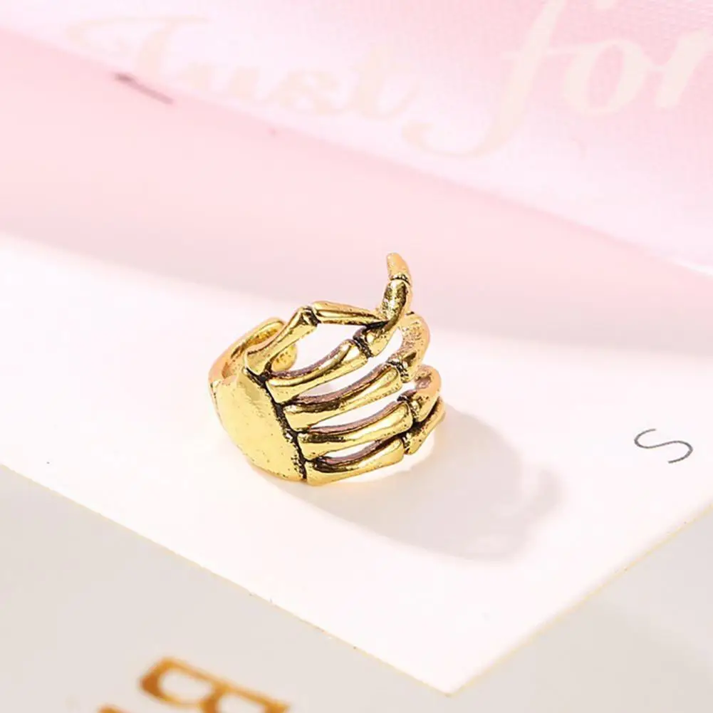 Aged Ear Clip Punk Style Earrings Women Ear Clip Skeleton Claw Hand Snap-on Earring Punk Dark Style Elastic Buckle for Wear