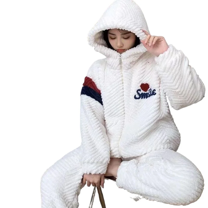 

Autumn and Winter Women's New Coral Fleece Warm Fleece Thickened Pajamas Set Simple Casual Home Can Be Worn Outside Underwear
