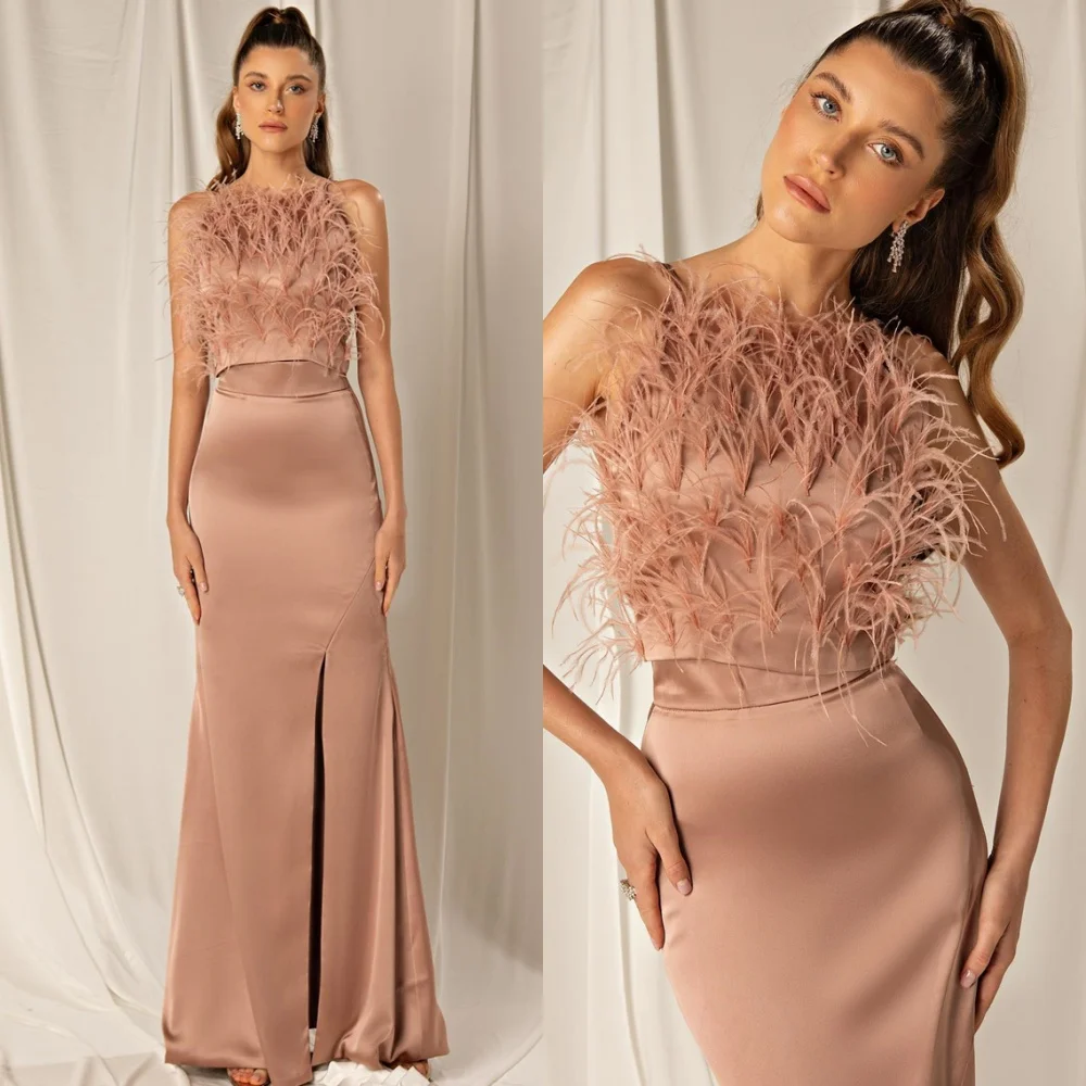 

Customized Mermaid Sparkly Satin Celebrity Gowns Elegant Strapless Feathers Evening Dress Fashion Sweep Train Prom Dress