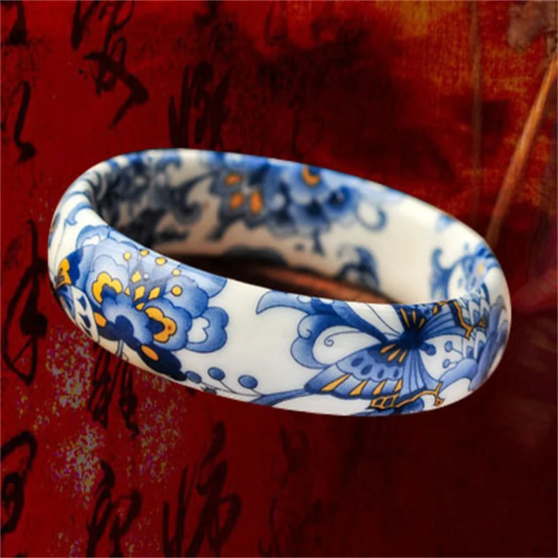 Chinese Antique Blue and White Porcelain Bangle Classic Ethnic Jingdezhen Ceramic Crafts Collection Jewelry Gifts Collection